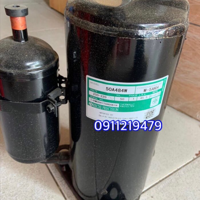 Daikin 2.5 HP 50A484W 2