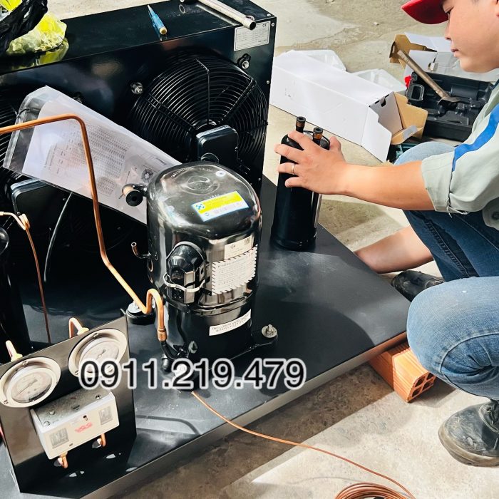 aw2512zxg cum may kho lanh 3 hp 174