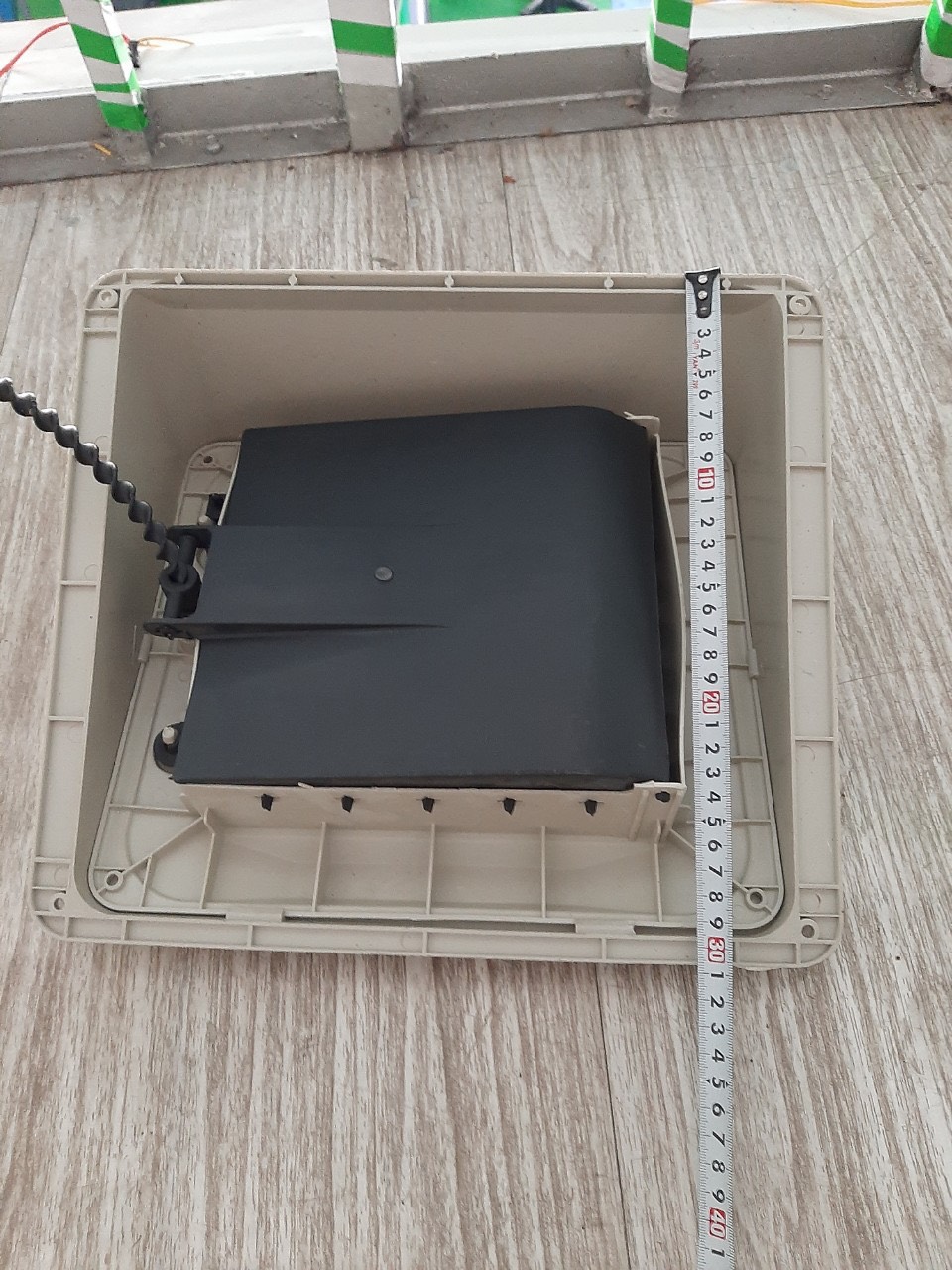 cua gio nhua 1 hoc 5