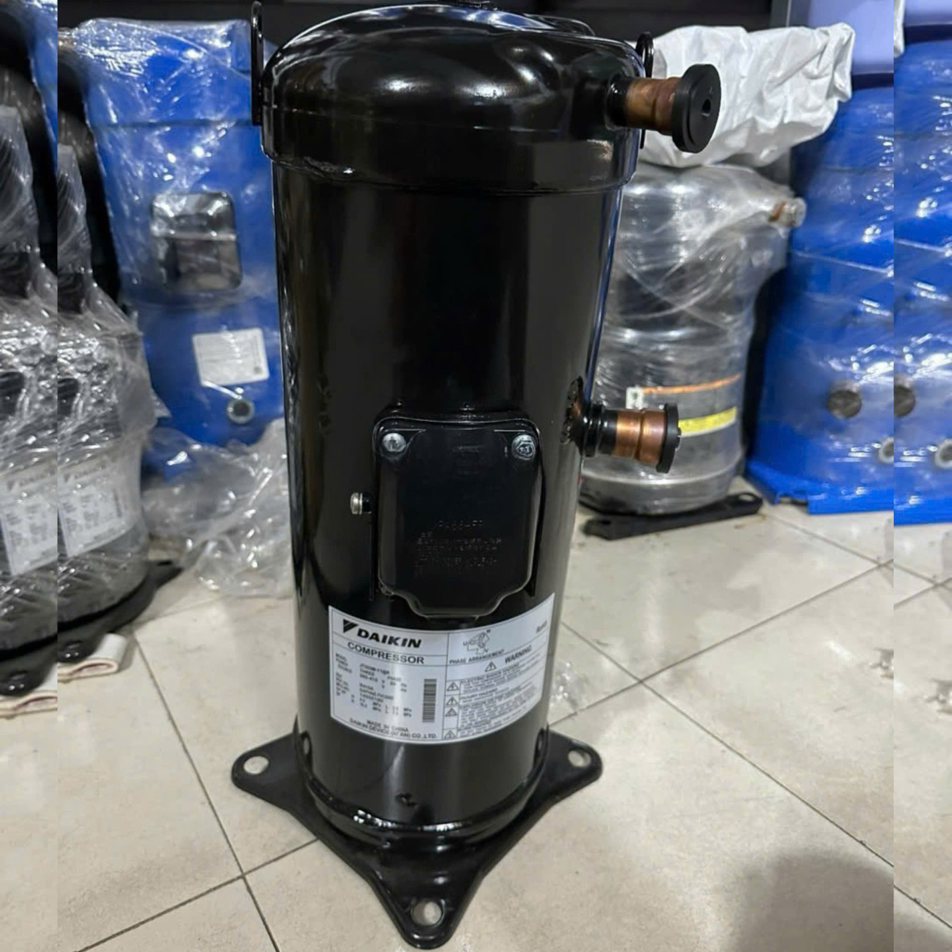 Máy nén lạnh Daikin JT335M-Y1